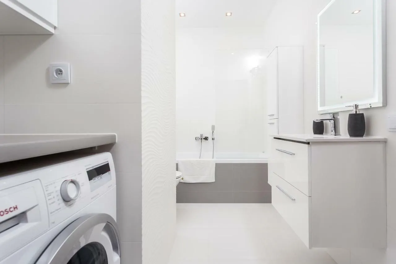 Mogilska Tower Apartments Near Tauron Arena By Inpoint - Free Underground Parking Krakow