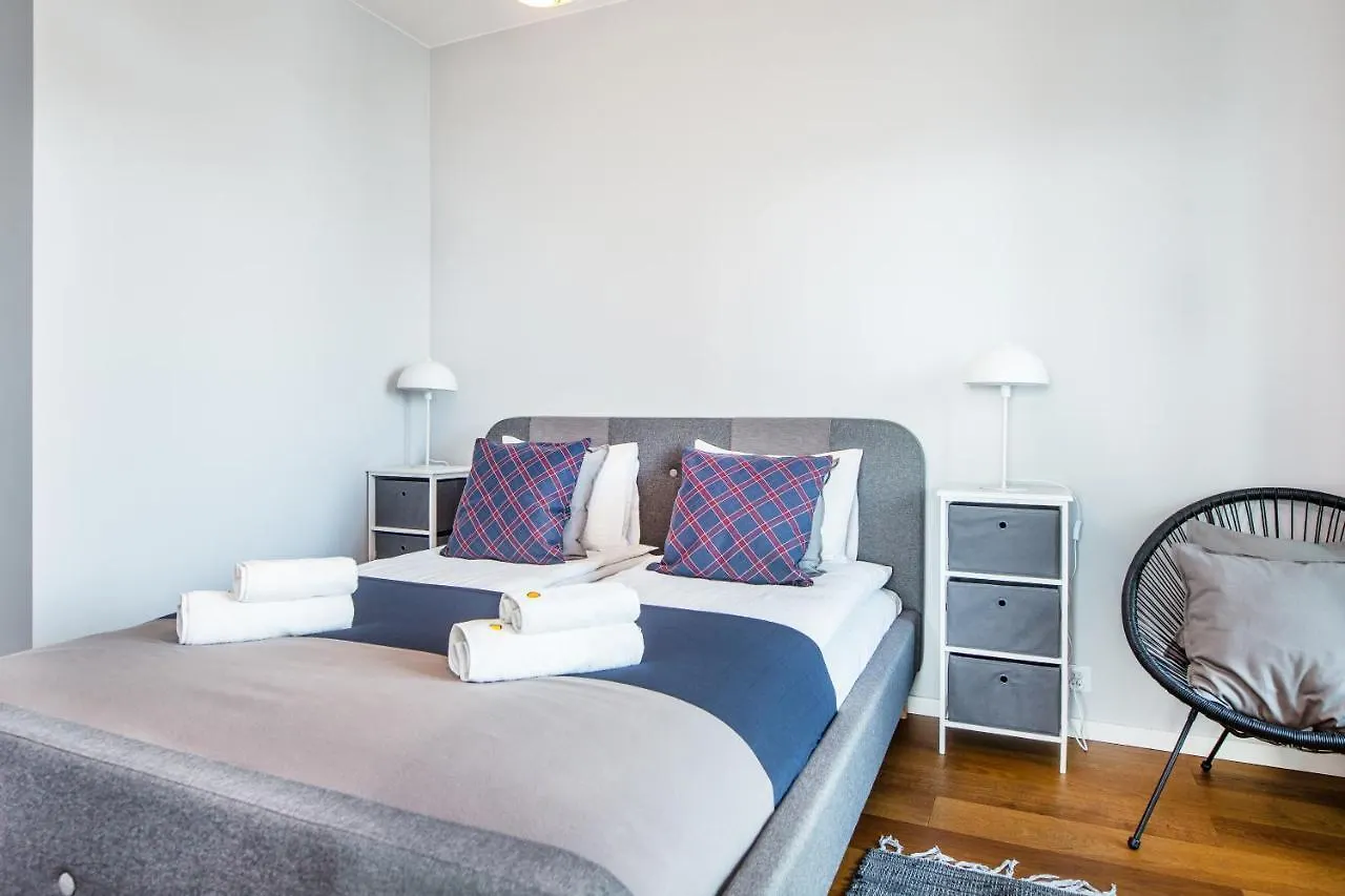 Mogilska Tower Apartments Near Tauron Arena By Inpoint - Free Underground Parking Krakow Poland